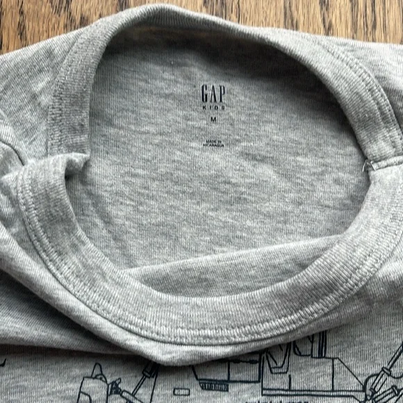 Lot of 4 Gap Kids Boys long sleeve Tee size M (8) - Picture 9 of 9